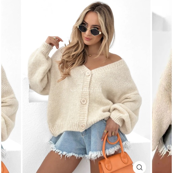 PREMIUM LUXE ITALIAN KNITTED GRAPHIC OVERSIZED SWEATER - Picture 2 of 6